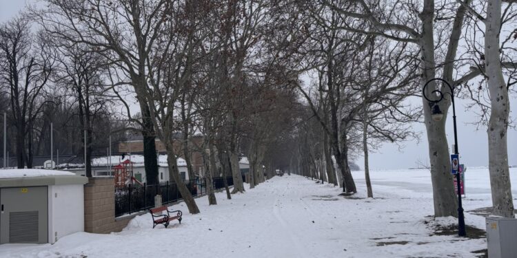 A téli Balaton szerelme